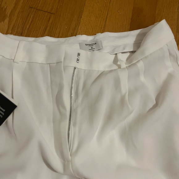 Babaton 7inch Pleated Shorts size 12 in espace *euc - Picture 4 of 5